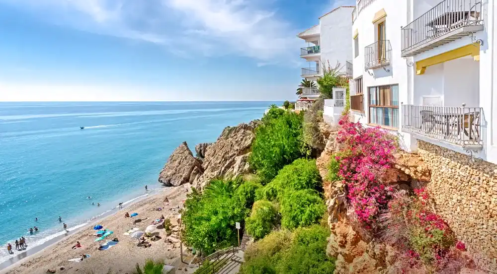 Stay-put: Relax in one place and explore the region.
